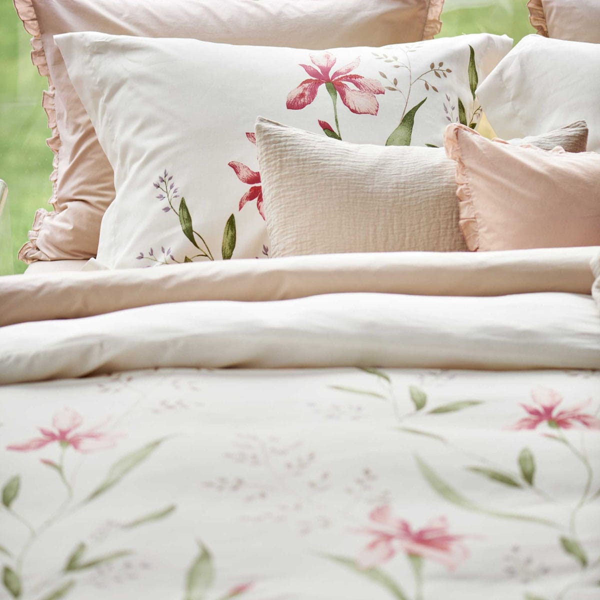 Vandyck Serene Flower Dekbedovertrek Offwhite - Afbeelding 7