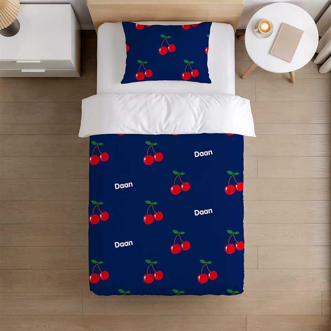 Happy Dekbed Sweet Cherries blauw Dekbedovertrek met Naam– 100% katoen satijn 210TC | incl. 1 kussensloop - Afbeelding 4