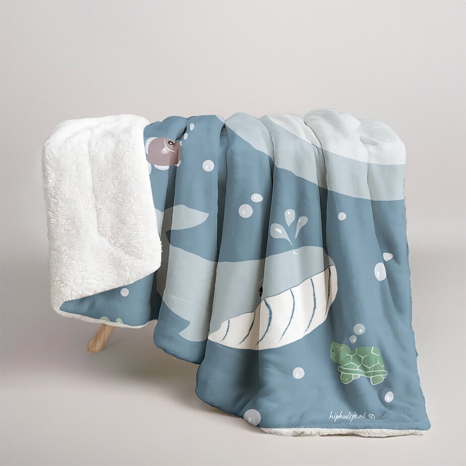 Fleece deken met grote walvis print - Afbeelding 2